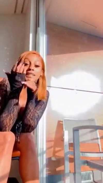 Y&rsquo;all see what I see?