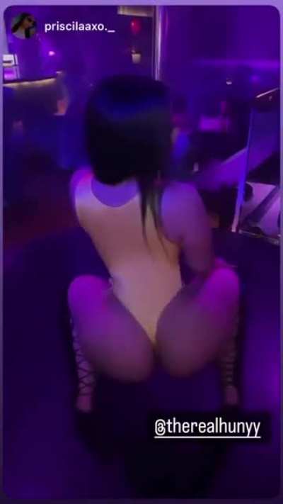 🍑💛