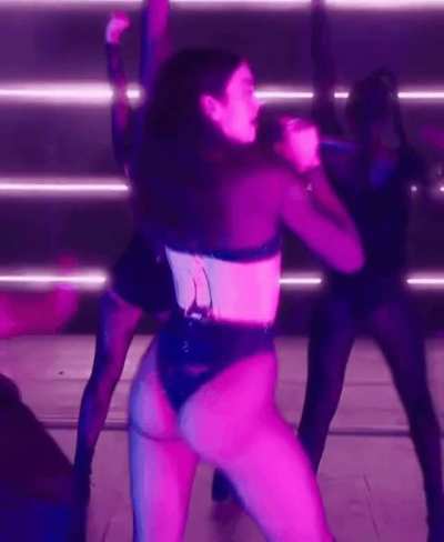 Dua Lipa