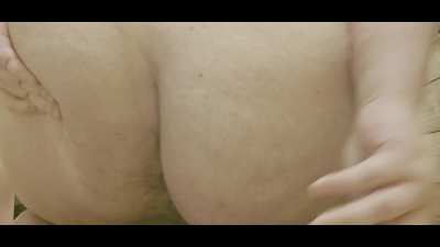 i love feeling my hole gape open after pushing out a huge egg!!!