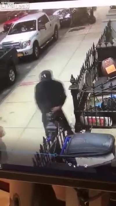 Perv on the street