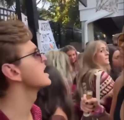 HMB&hellip;while I imitate a baby bird
