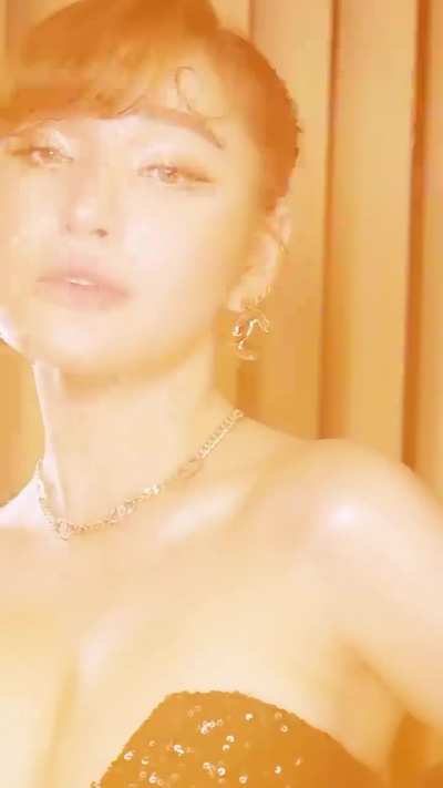 Sachzna Laparan