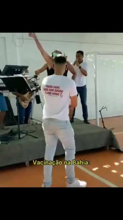 Corona vaccination: USA x Brazil