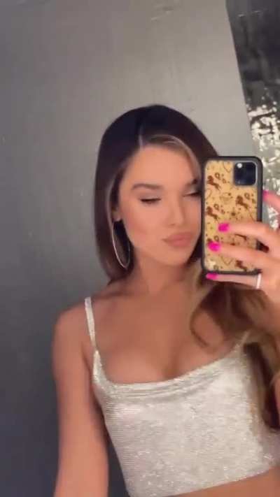 Hailee Steinfeld