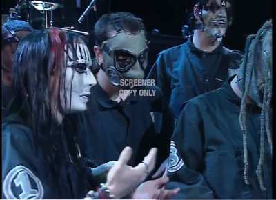 Joey flips a coin to decide Clown&rsquo;s or Sid&rsquo;s punishment (1999)