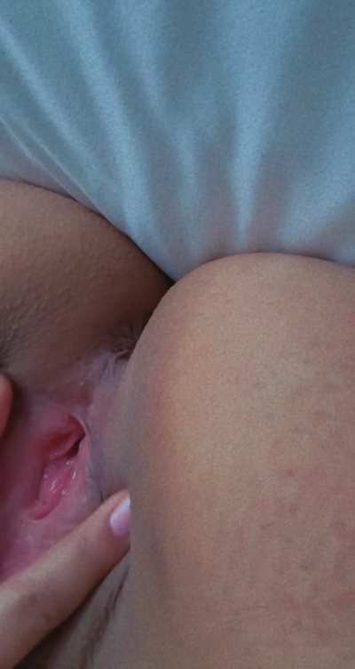 Spread Pussy Slapping by mnaughtines2020