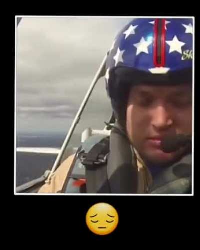 😢