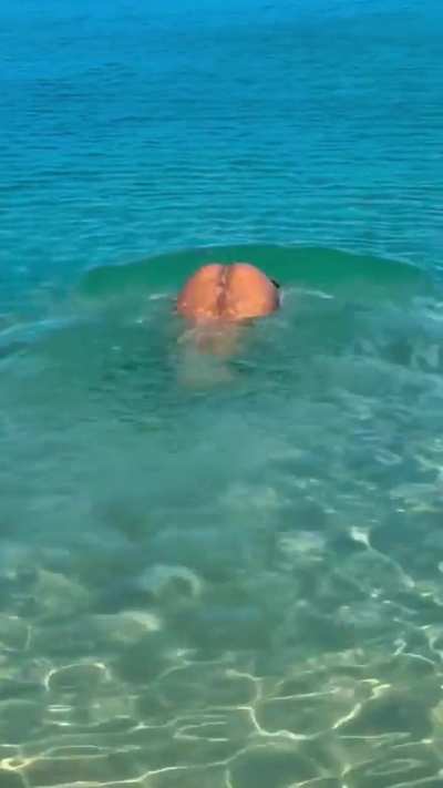 Damn 🤤🍑