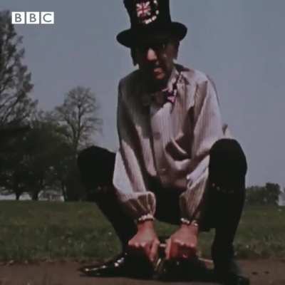 Meet 88-year-old Alfred Tabb who was keeping &ldquo;fit as a fiddle&rdquo; using impossibly small bicycles in 1971.