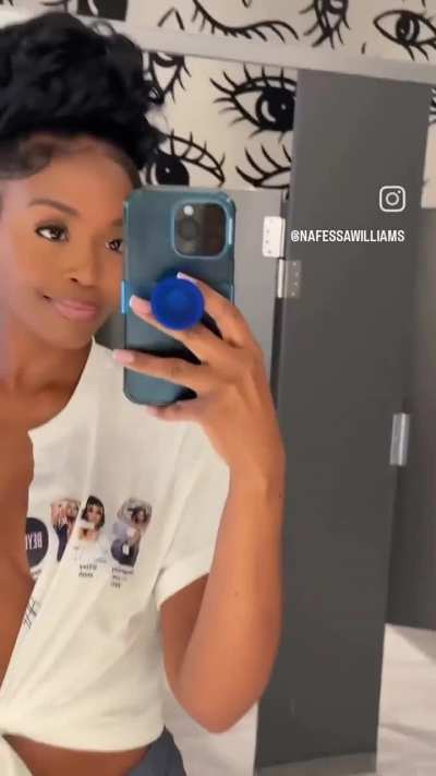 Nafessa Williams 