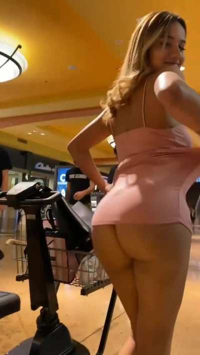 Public Ass Reveal