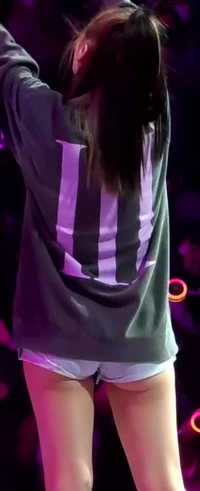 Momo Twice Tour 3