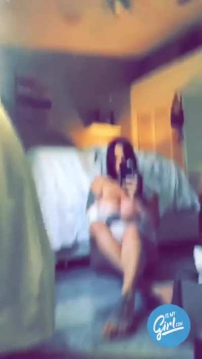 Mia