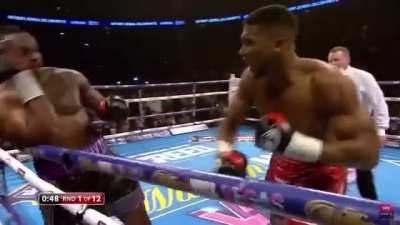 Whyte trying to survive Joshua&rsquo;s onslaught in round 1. Will we ever see AJ fight like this again or has the Ruiz fight made him more cautious? On another note AJ displayed good head movement here. Whyte showed a good chin/durability the whole fight. How d