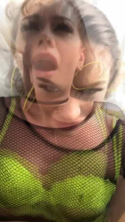 Naomi Swann Gorgeous Pussy Drilling