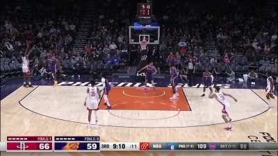 [Highlight] Jalen Green hits a nasty stepback 3 on Mikal Bridges