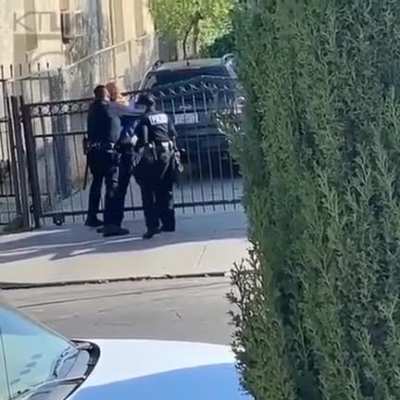 Police brutality at its best. You&rsquo;re already about to handcuff the guy. He was not resisting arrest. But you beat his ass because he called you a tool???!!?? 😡🤬🤬