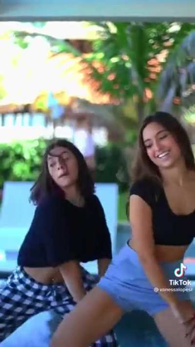 Vanessa Lopes cap&oacute; de fusca