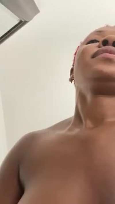 Queensavagedoll her onlyfans lit