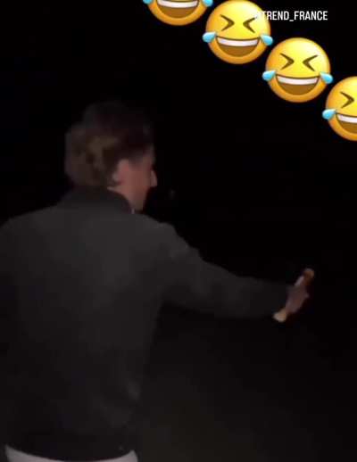 😂