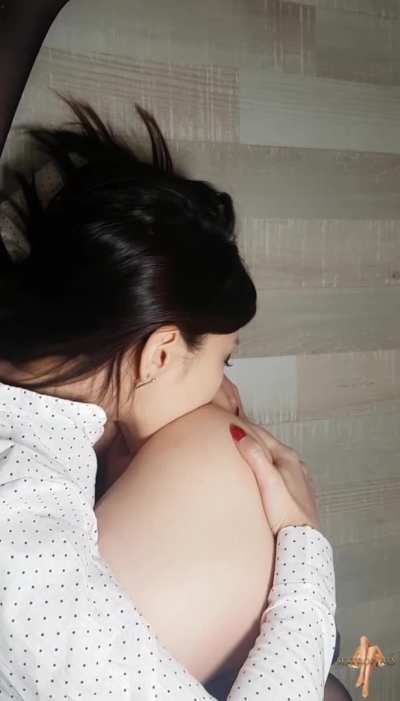 [F&amp;gt;F] Spreading my legs for you, don&rsquo;t tell me you didn&rsquo;t get hard