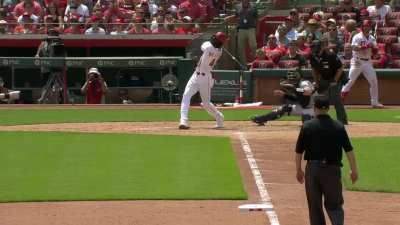 [Highlight] [Highlight] Elly De La Cruz hits a bloop hustle double.