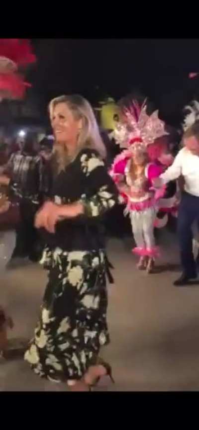 She got moves!