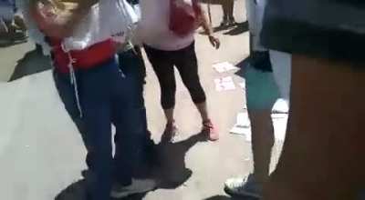 Militantes del FdT agreden y golpean militantes de JxC en LAFERRERE