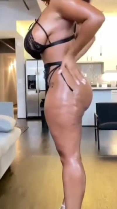 🥥🍑🍑🍑