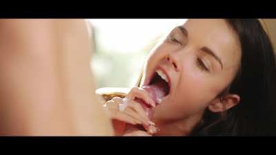 /r/DillionHarper