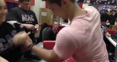 Female Armwrestler Vs. physique Bodybuilder