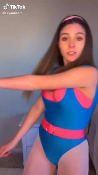 Am I the only one that gets 80’s fitness vibes from this outfit