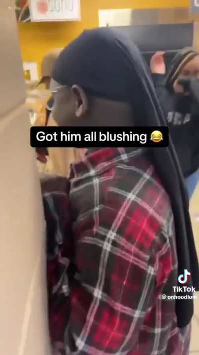 LMAOOO he must swear that shirt is a frontal
