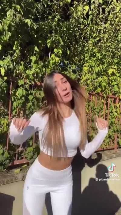 Martina Picardi Culo🍑
