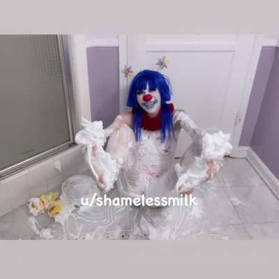 A sneak peek at my latest shaving cream shennanigans !