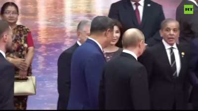 RU POV: Putin, Xi, Modi &amp;amp; other world leaders pose for photos at the Shanghai Cooperation Organisation Summit