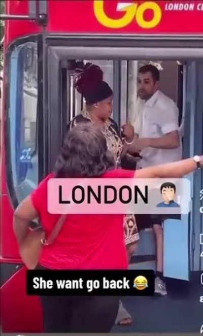 She missed her stop and demanded of the driver to take her back 🤦&zwj;♀️