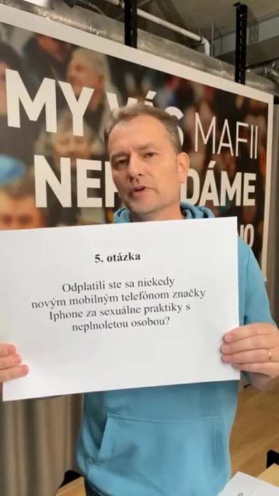Igor Matovič: Peter Pellegrini trtkal s neplnolet&yacute;m chlapcom a za odmenu mu daroval iPhone... som v kontakte s rodinou chlapca.