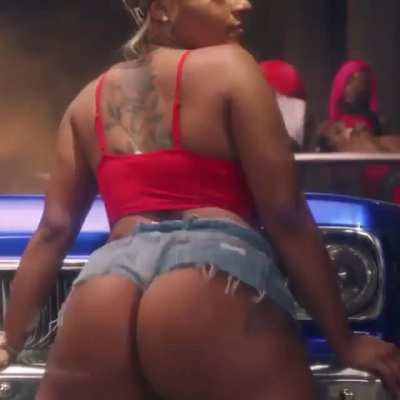 Get it in Cardi