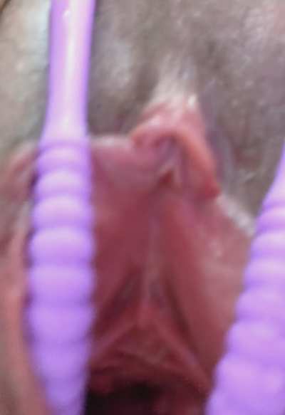 This little pussy spreader is a game changer 💦
