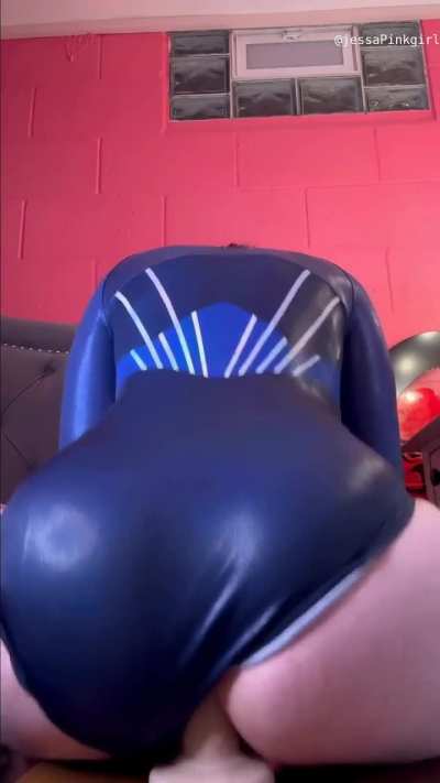 may I dance on your cock until you explode inside me? 💃🤸&zwj;♀️🥵