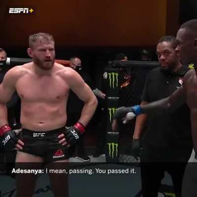 Wholesome exchange post fight where Jan offers to be Izzy&rsquo;s bodyguard