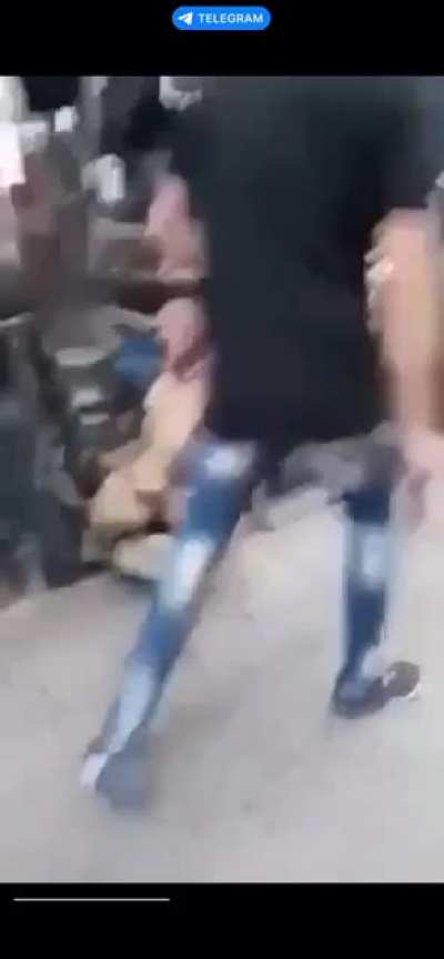 CJNG shoots the manager of a flea market for supposedly extorting merchants ... and we&rsquo;ll that&rsquo;s obviously their gig ...