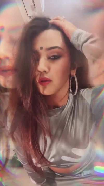 Roshni Walia