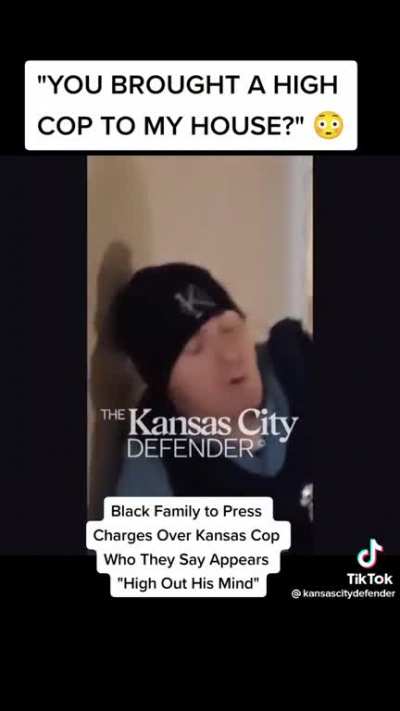 Kansas City Officer lookin sus