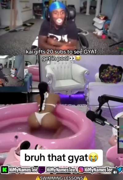 Tee said fuck podcasting, she doing bikini hot tub twitch streams now &eth;&copy;