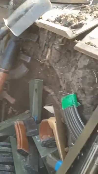 The everyday life of Ukrainian soldiers in the trenches.