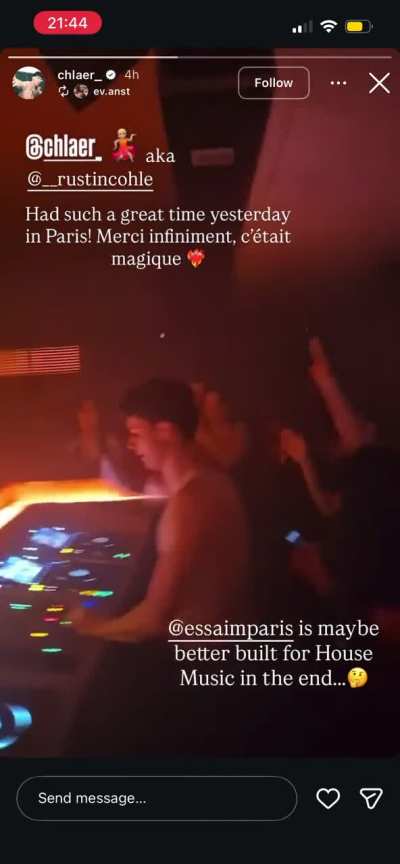 Looking for track ID from this Chlar set