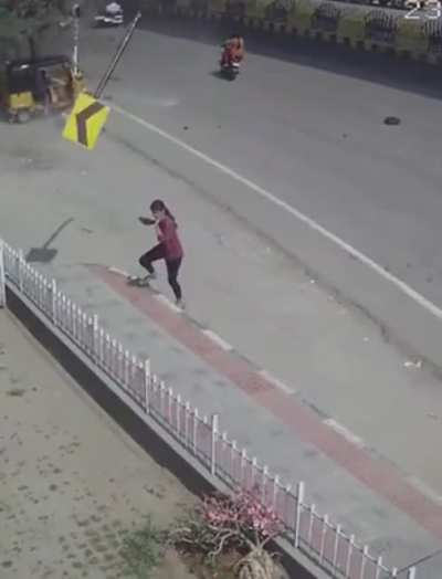 It&rsquo;s a bird, it&rsquo;s a plane &hellip; not it&rsquo;s an idiot in a car